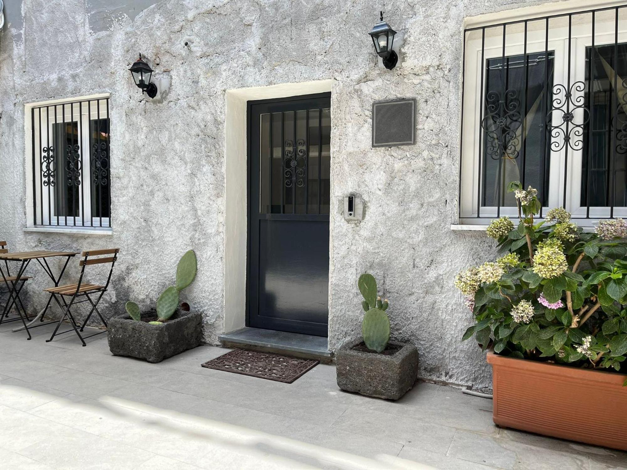Il Cortiletto Apartment Catania Ngoại thất bức ảnh