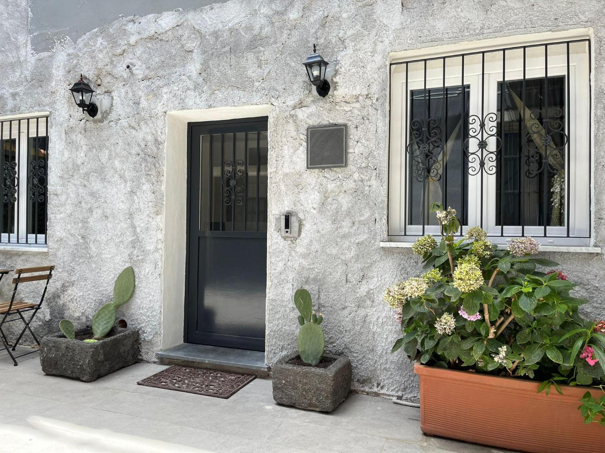 Il Cortiletto Apartment Catania Ngoại thất bức ảnh